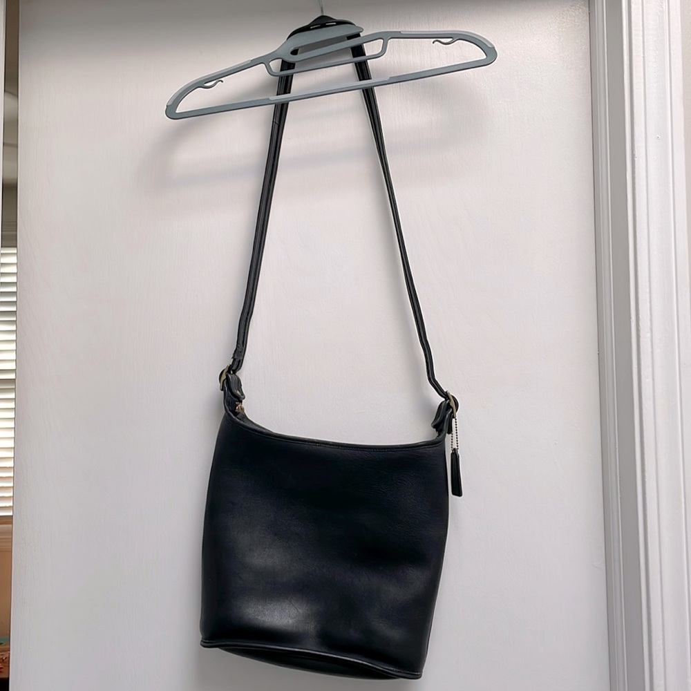 ❤️VINTAGE!! COACH black leather PRISTINE condition!! Large Bag 💼 from the 90’s